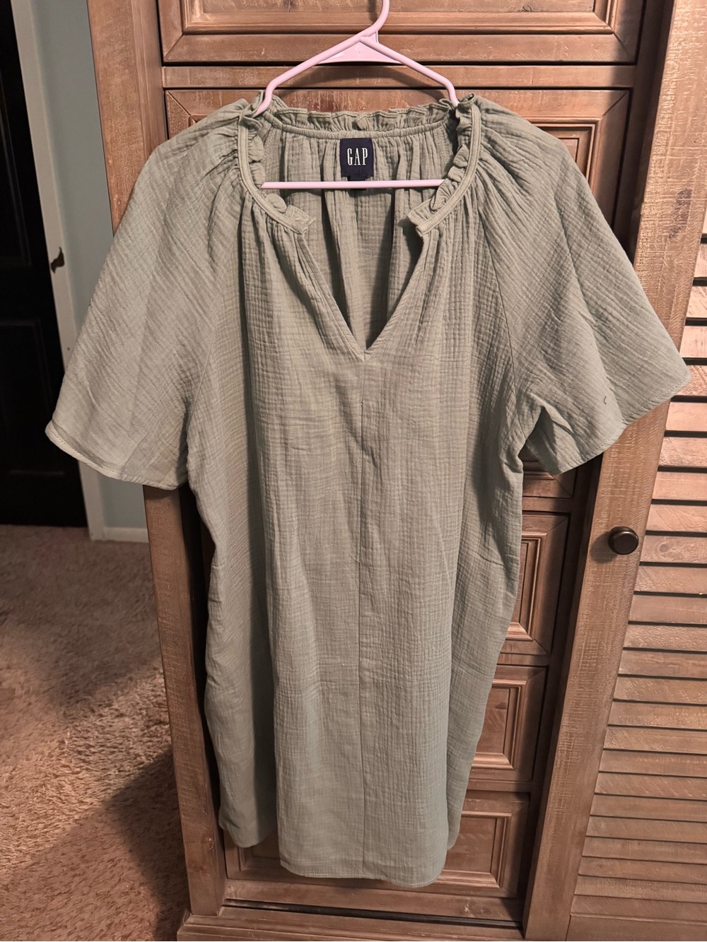 GAP Women’s Sage Green Ruffle-Trim Split Neck Tunic Coverup